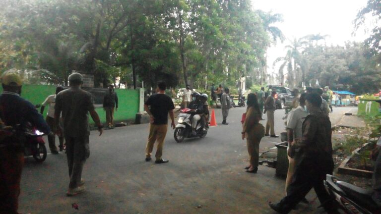 Antisipasi Penyebaran Covid-19, Razia Masker Kembali Diterapkan Oleh Kecamatan Bekasi Timur