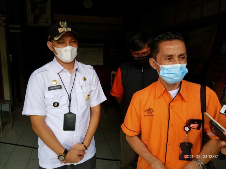 Penyaluran BST Tahap II Kelurahan Jatirangga Kembali Di Jadwal Ulang