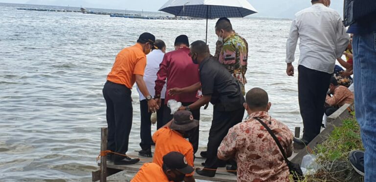 Dalam Kunjungannya Di SumBar, Harapkan Masyarakat Agam Jaga Ekosistem Danau Maninjau