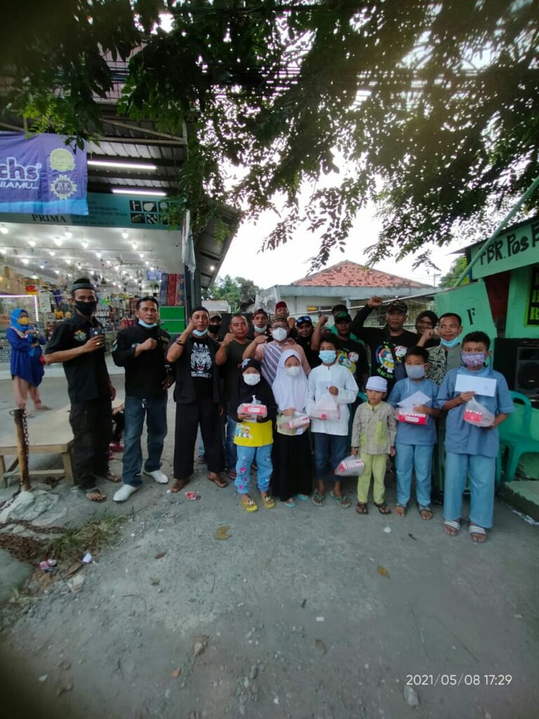 FBR G-0100 Pos Bekasi Jaya Lakukan Santunan Kepada Anak Yatim