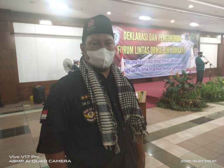 Iko Setiawan Ketua Bang Japar Jakarta Utara, Polisi Diminta Usut Tuntas Kasus Keracunan Warga Koja