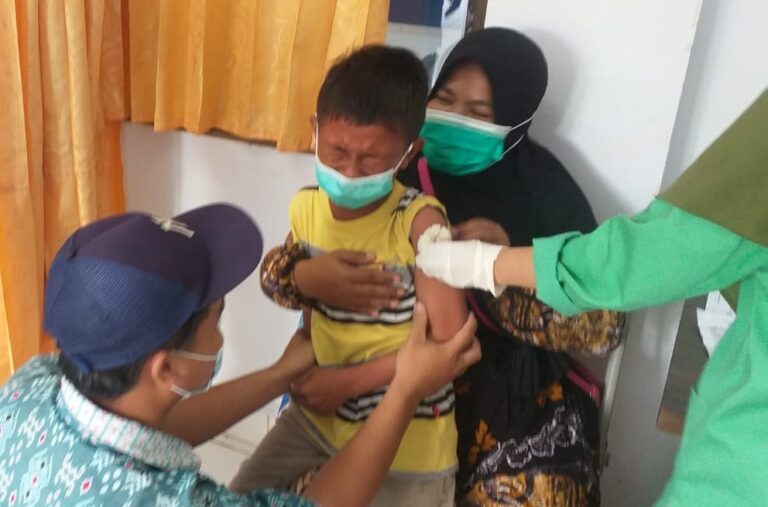 Gelaran Suntik Vaksin Anak Usia 6-11 Tahun, Capaian Vaksin Anak Polsek Kep Seribu Selatan di Pulau Lancang 98,76 Persen