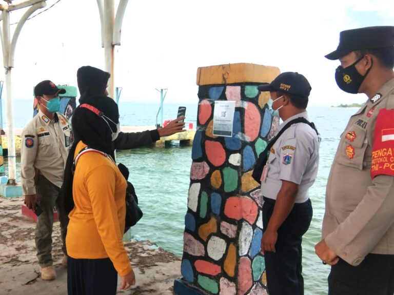 Baru Tiba di Pulau Untung Jawa, Polsek Kep Seribu Selatan Wajibkan 208 Wisatan Taat ProKes dan Sudah Suntik Vaksin