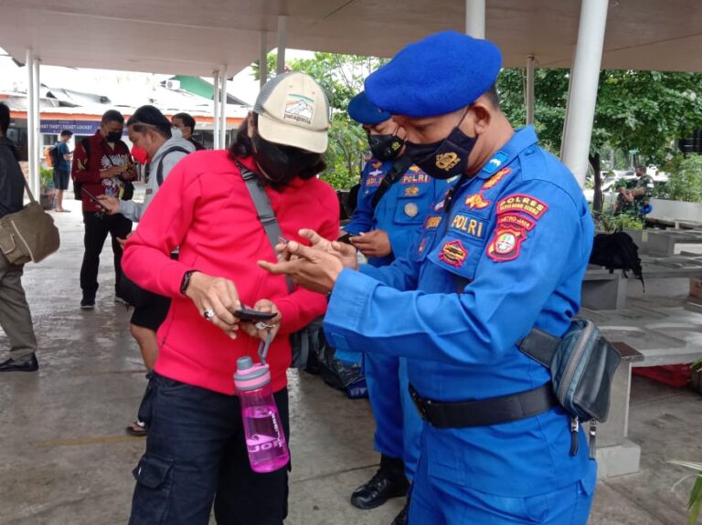 Ke Pulau Seribu, 65 Penumpang Kapal Scan PeduliLindungi di Dermaga Keberangkatan Marina Ancol