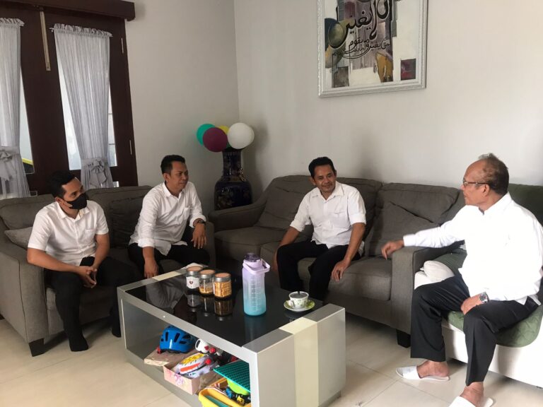 Jelang Pelantikan Ketua MUI Lampung, Jajaran Polda Lampung Jalin Komunikasi Dengan Prof. Dr H Moh. Mukri S.Ag*