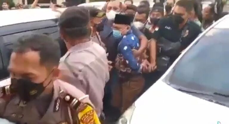 Buntut Penangkapan Ketum PPWI, 31 Anggota Resmob Gabungan Polda Lampung Dilaporkan ke Pati Polri dan Presiden RI