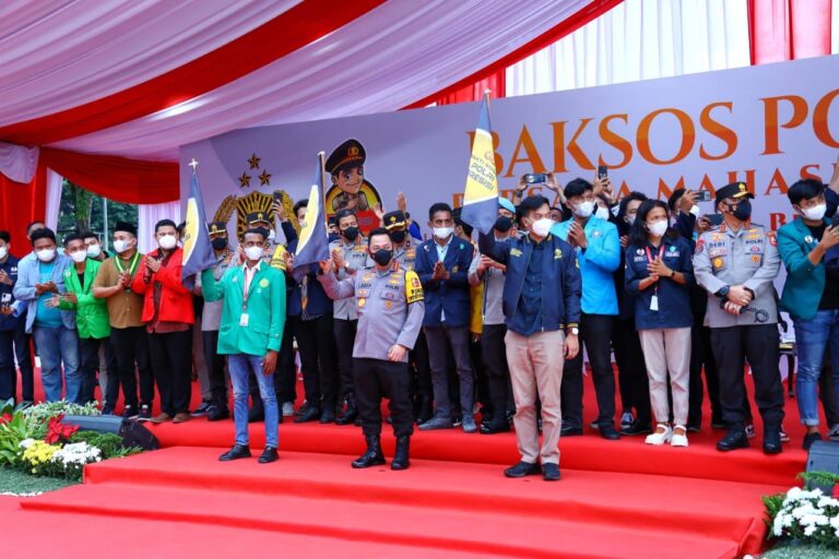 Kapolri ke Mahasiwa: Terus Suarakan Demokrasi dan Berkontribusi untuk Bangsa