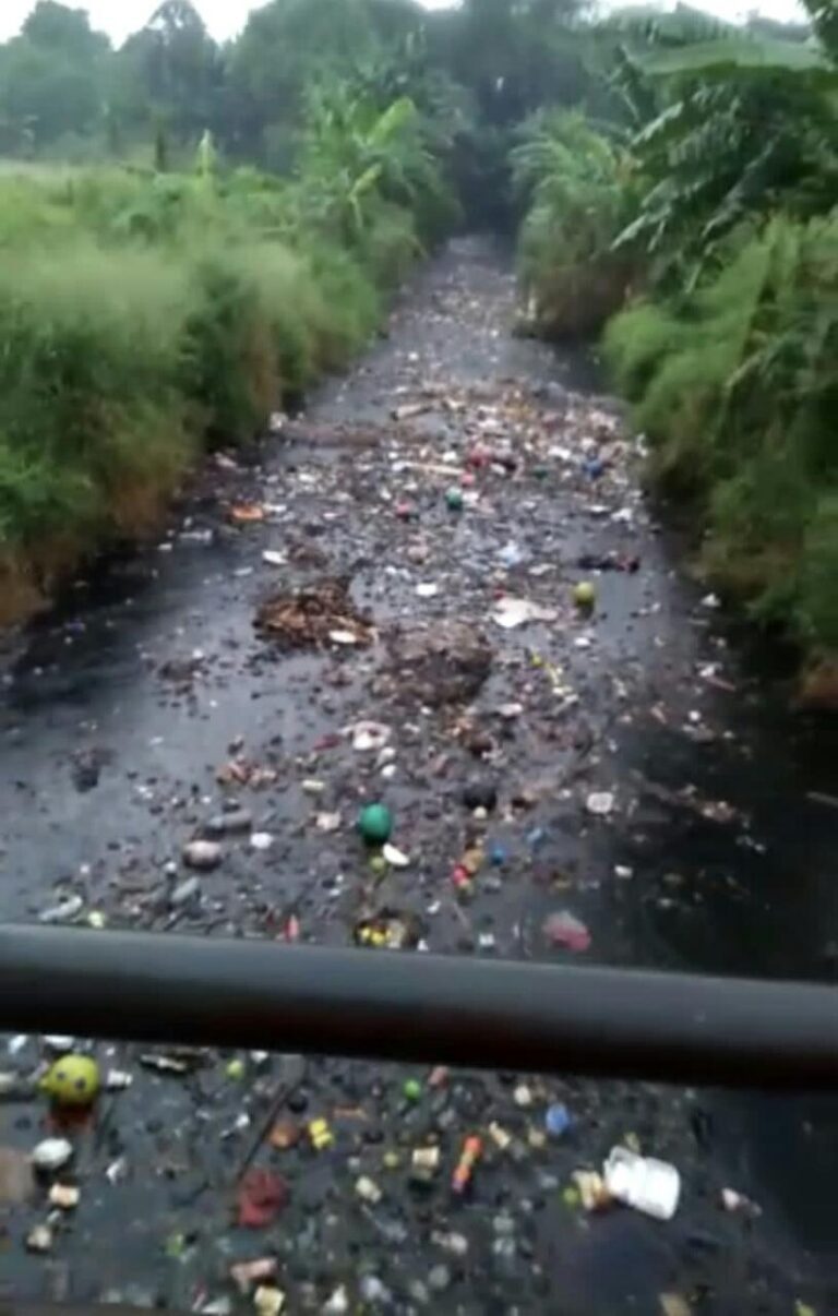 Kabupaten Bekasi Bukan Tempat Pembuangan Akhir Sampah, Pemkot Bekasi Harus Ikut Bertanggung Jawab Atas Kiriman Sampah Dari Aliran Sungai Kali Jambe