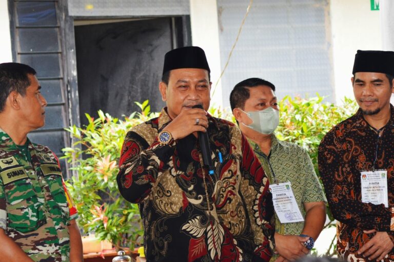 H.Imron Rosyadi Kembali Pimpin RW. 001 Kelurahan Jatibening