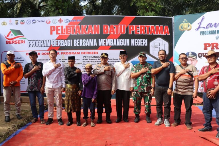 Melalui Program ‘Berseri’, Kapolres Dumai Targetkan Bedah 2 Rumah Warga Tidak Mampu Setiap Bulan