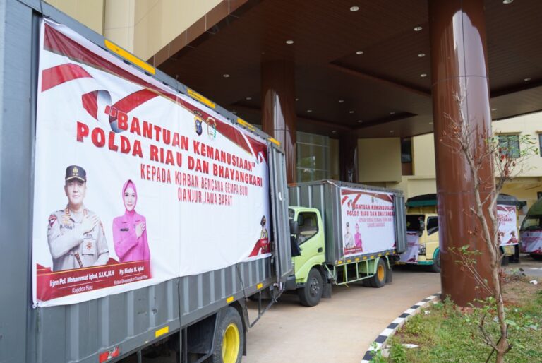 Bantuan Kemanusiaan Polda Riau Bagi Korban Gempa Cianjur Tiba di Jakarta
