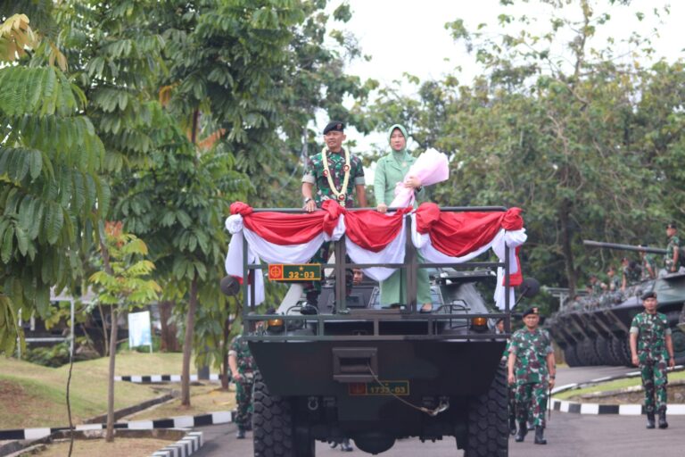 Kunjungan Kerja ke Batalyon Kavaleri 7/Pragosa Satya di Cijantung