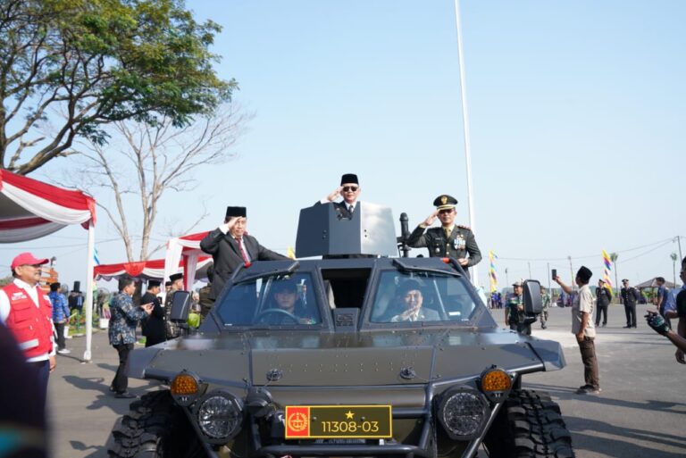 Parade Ranpur RAN ATAV Brigif 1 Mekanis dan Ran Anoa Yonif Mekanis 202/Tajimalela Warnai Peringatan Upacara Hari Kesaktian Pancasila