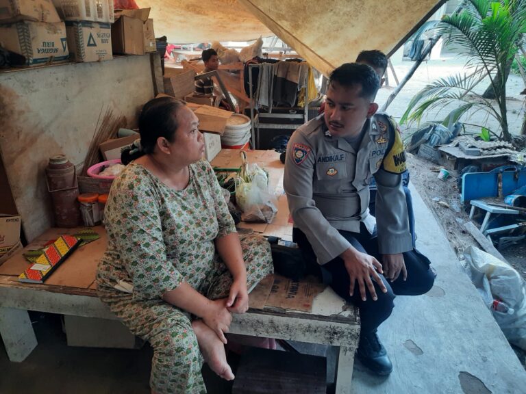 Bhabinkamtibmas Pulau Tidung Himbau Warga Waspada Hoax dan Laporkan Kejadian Menonjol ke Polisi