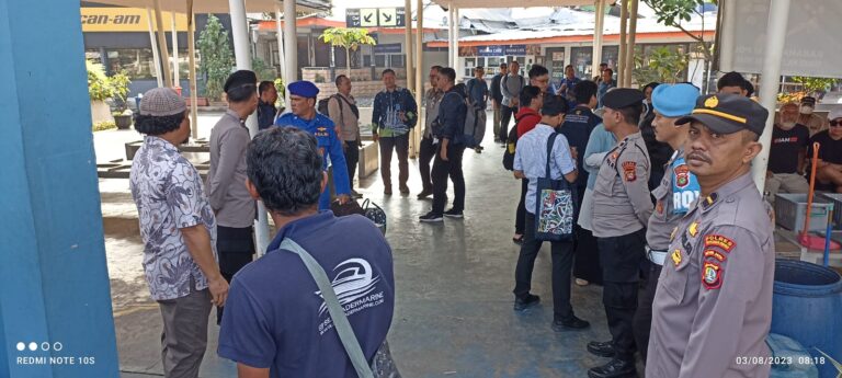 Polres Kepulauan Seribu Lakukan Pengamanan Humanis Di Dermaga 16 dan 17 Marina Ancol
