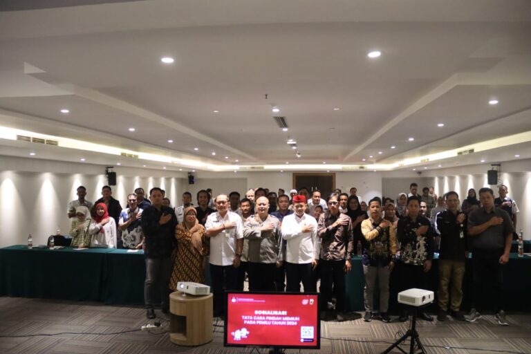 Kapolres Kepulauan Seribu Menghadiri Acara Sosialisasi Pindah Pemilih Pemilu 2024 Untuk Suksesnya Proses Demokrasi