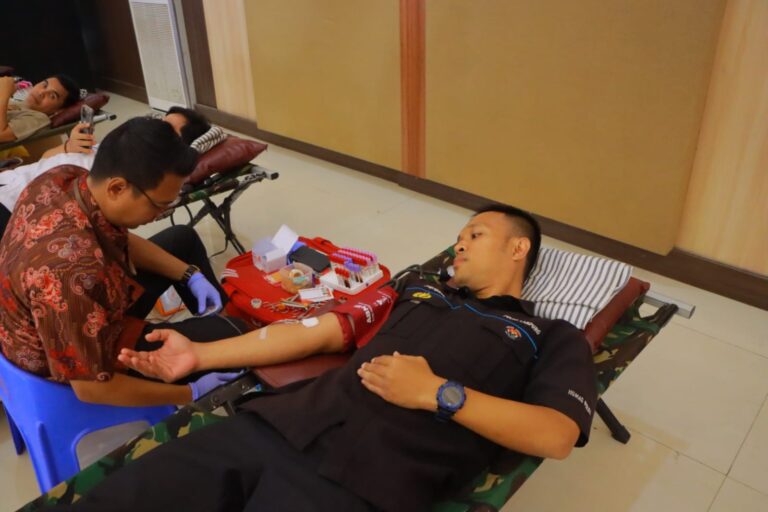 Jelang Hari Jadi Humas Polri Ke- 72, Polda Lampung Gelar Bakti Sosial Donor Darah