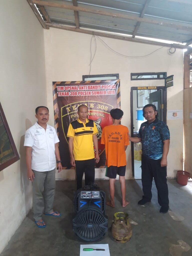 Pencuri di SDN 1 MUARA JAYA Kebun Tebu di bekuk TEKAB 308 PRESISI Unit reskrim Polsek Sumber Jaya