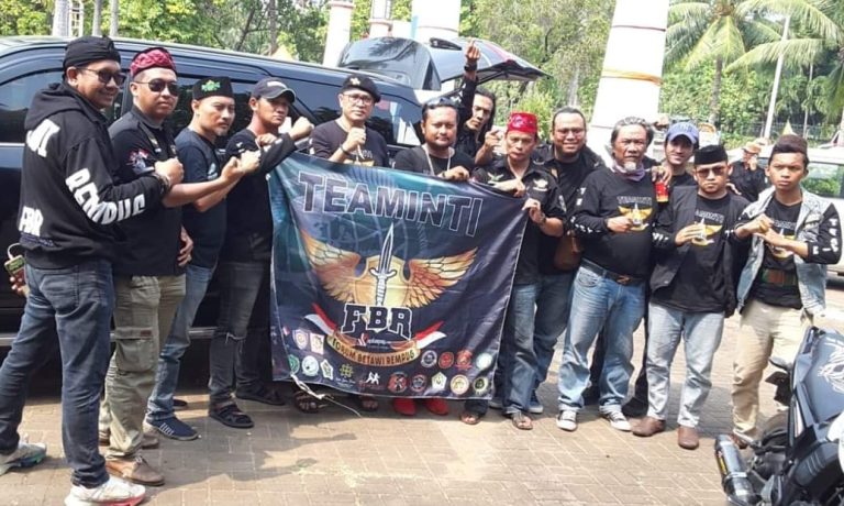 TEAM INTI Forum Betawi Rempug Korwil Jakarta Pusat Gelar Giat Sosial untuk Korban Kebakaran di Manggarai