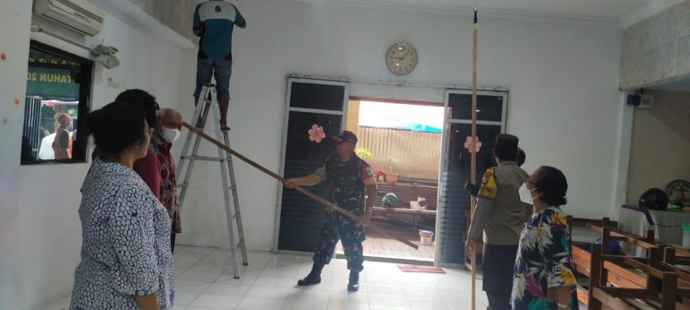 Sinergi Tiga Pilar, Koramil 05/Kramatjati Bantu Pengecatan Kantor Sekretariat RW.06