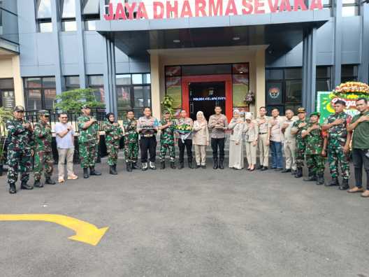 Kejutan Hari Bhayangkara ke -79, Muspika Kelapa Gading Sambangi Polsek Kelapa Gading