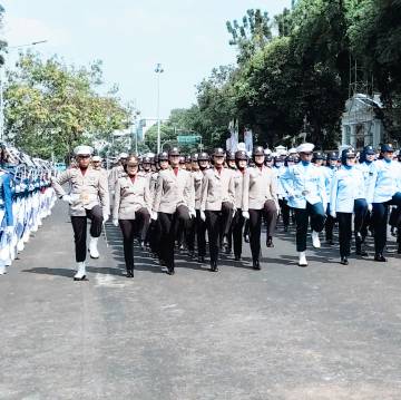 Polwan Polda Metro Jaya Jadi Wajah Kebanggaan di Upacara HUT ke-80 RI