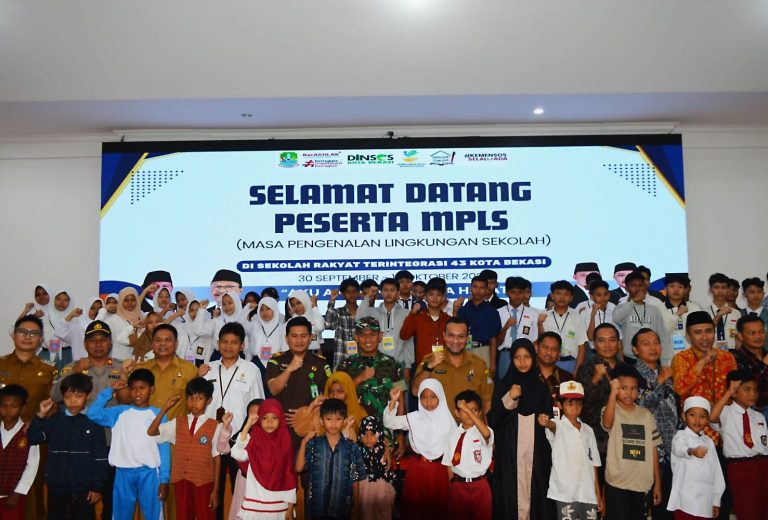 Wujudkan Program Presiden, MPLS Sekolah Rakyat 43 Kota Bekasi Resmi Dibuka