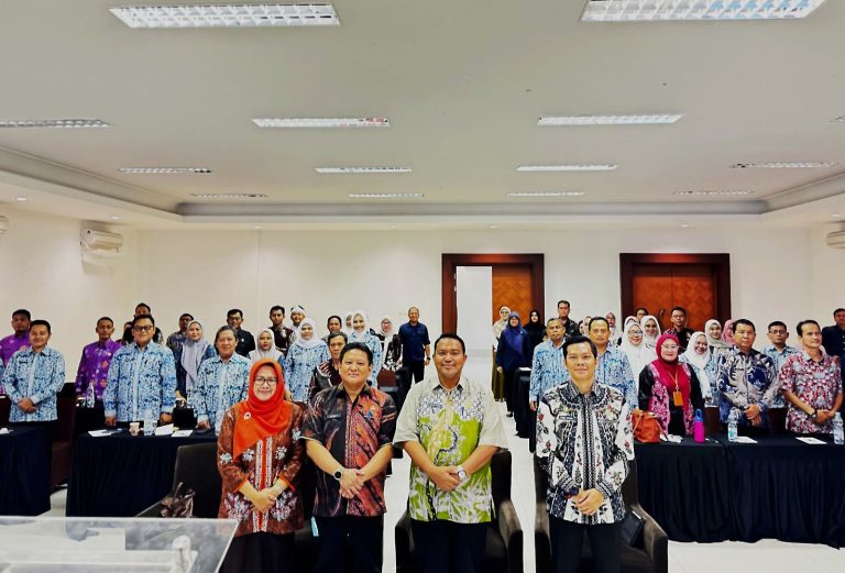 Gelar Bimtek Petugas Front Office, Kecamatan Bekasi Utara Dorong Agen Perubahan