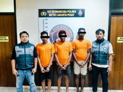 Berkedok Truk Pengangkut Jeruk, Sindikat Sabu 12 Kg Digulung Polres Metro Jakpus di Tol Jakarta-Cikampek