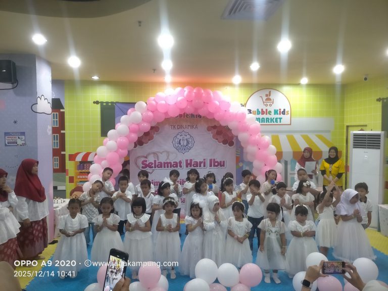 TK Dinamika Gelar “Persembahan untuk Bunda” dalam Rangka Peringatan Hari IBU