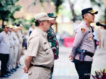 Polisi Gelar Apel Pasukan di Pademangan, 255 Personel Disiagakan Amankan Natal 2025 dan Tahun Baru 2026
