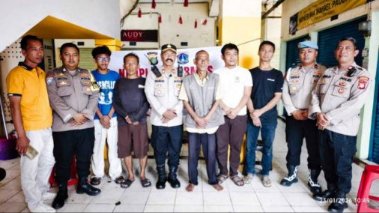 Polisi dan Pedagang Pasar Inpres Pademangan Perkuat Sinergi Jaga Kamtibmas