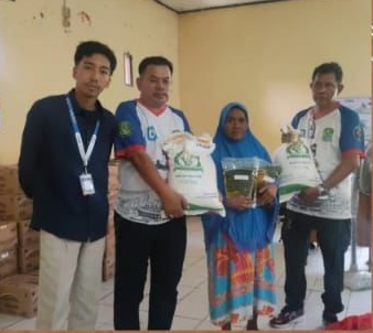 Kelurahan Bojong Rawalumbu Salurkan Bantuan Pangan Kepada 2.367 PBP