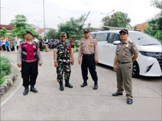Kick Off Pilah Sampah di Rorotan, Kapolsek Pastikan Kegiatan Aman dan Didukung Penuh