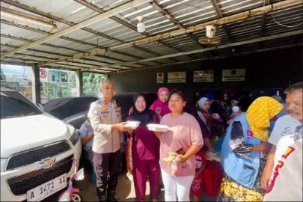 Polsek Koja Gelar Jumat Peduli, Bagikan 300 Paket Makanan Bergizi untuk Warga Tugu Selatan
