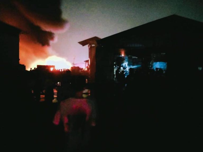 Gudang Oli dan Plastik di Kamal Muara Terbakar, 14 Unit Damkar Dikerahkan