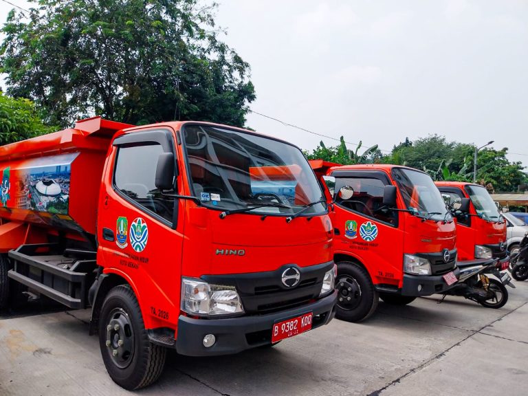 Tambah 3 Truk Rp1,8 Miliar, Armada DLH Kota Bekasi Masih Terbatas