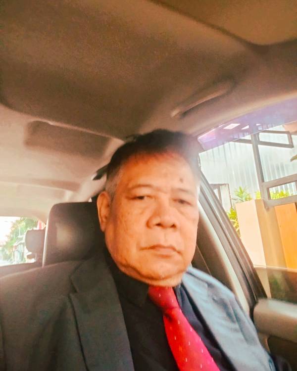 Menjembatani Jiwa Zaman: Mungkinkah Mendidik Generasi Z dan Alpha dengan Pola Lama?, untuk Menguji Relevansi Pola Asuh Konvensional di Era Digital