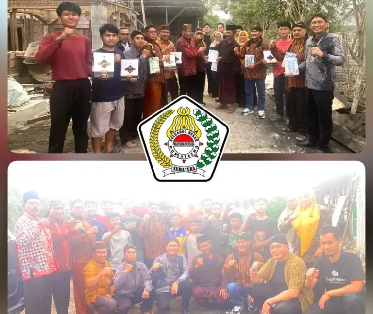 Keluarga Besar Pujakesuma Lambar: Serahkan Donasi Kitab Suci Al-Qur’an Ke TPA Sunan Bonang
